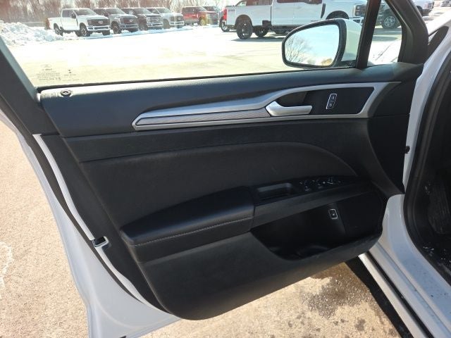 2020 Ford Fusion Hybrid SE