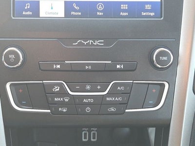 2020 Ford Fusion Hybrid SE