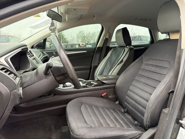 2016 Ford Fusion Hybrid SE