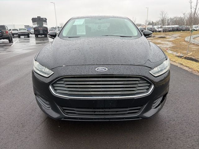 2016 Ford Fusion Hybrid SE