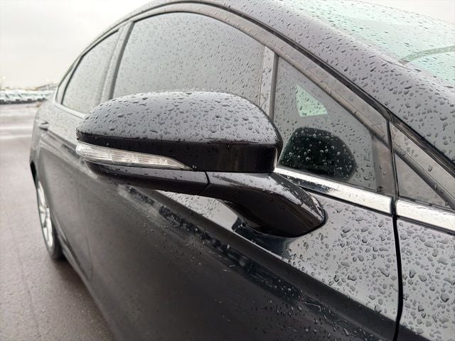 2016 Ford Fusion Hybrid SE