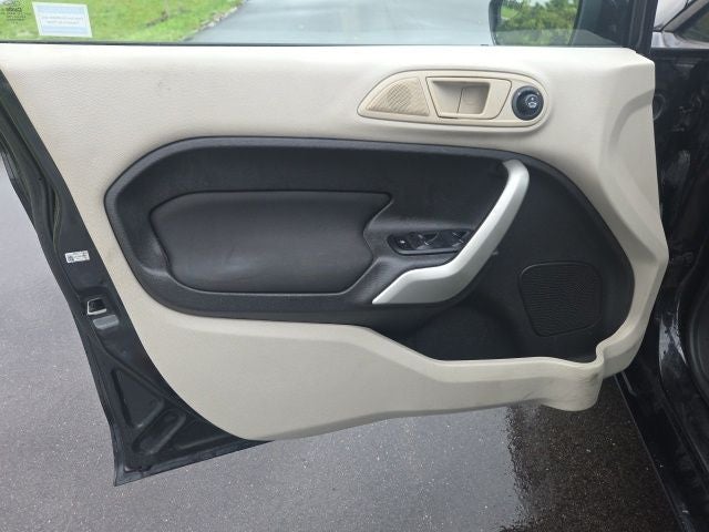 2012 Ford Fiesta SE