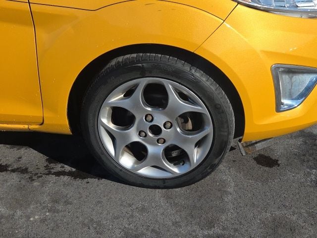 2011 Ford Fiesta SES