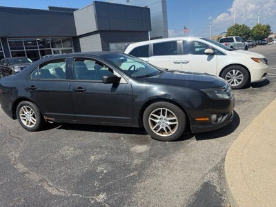 2010 Ford Fusion S
