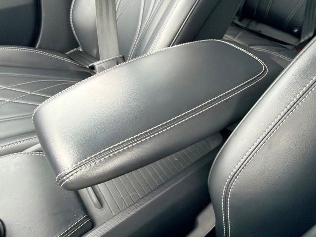 2022 Ford Mustang Mach-E Select
