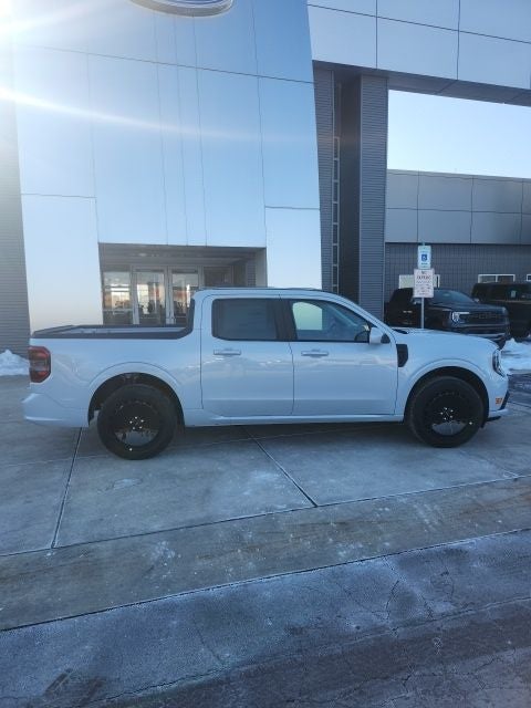 2026 Ford Maverick Lobo Standard