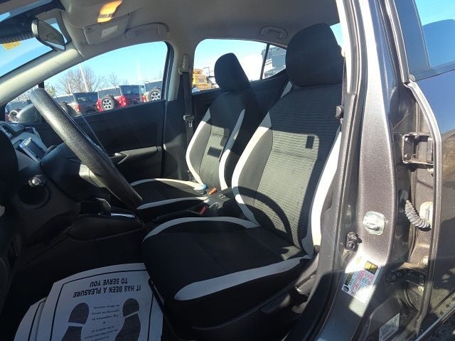 2021 Nissan Versa 1.6 SV