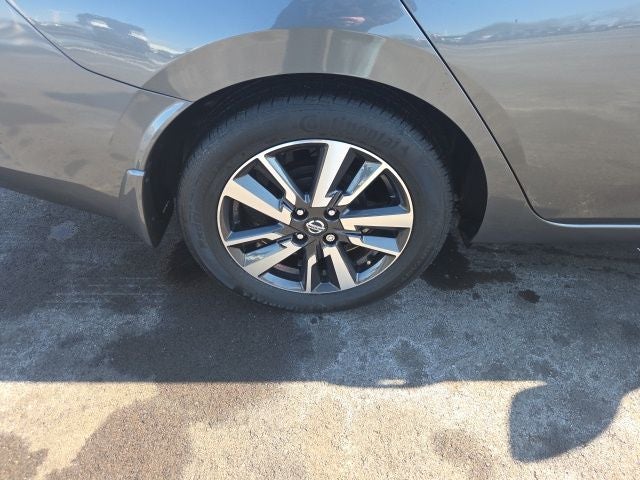 2021 Nissan Versa 1.6 SV