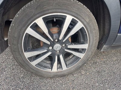 2019 Nissan Kicks SR