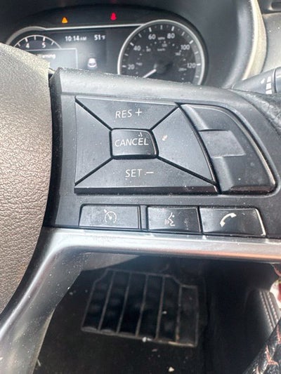 2019 Nissan Kicks SR