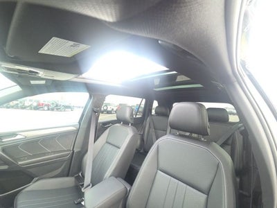 2023 Volkswagen Tiguan 2.0T SE R-Line Black