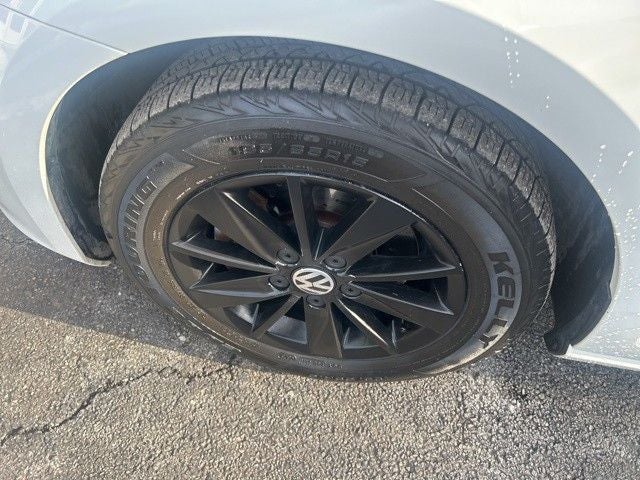 2015 Volkswagen Golf TSI S 4-Door