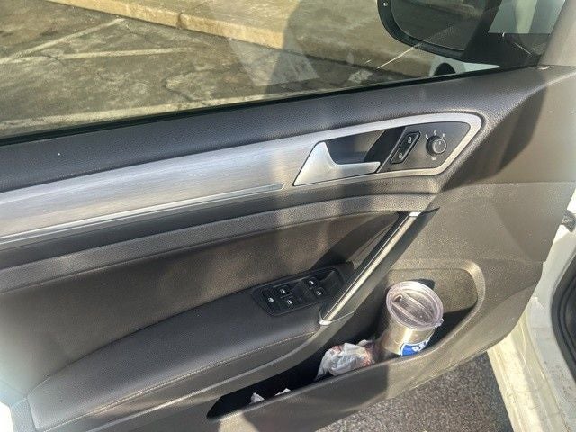 2015 Volkswagen Golf TSI S 4-Door