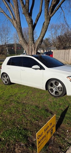 2015 Volkswagen Golf TSI S 4-Door