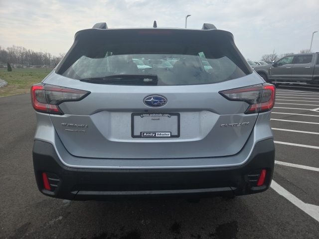 2022 Subaru Outback 2.5i