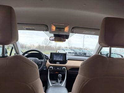 2021 Toyota RAV4 Hybrid XLE