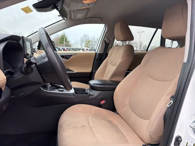 2021 Toyota RAV4 Hybrid XLE