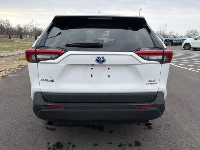 2021 Toyota RAV4 Hybrid XLE