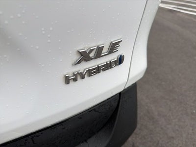 2021 Toyota RAV4 Hybrid XLE