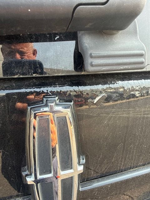 2011 Lincoln Navigator Base