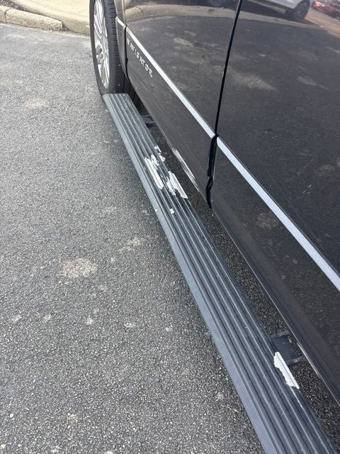 2011 Lincoln Navigator Base