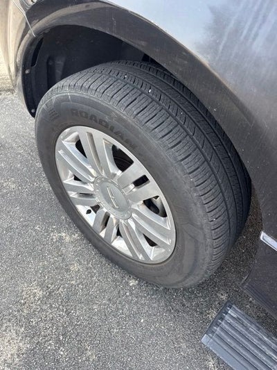 2011 Lincoln Navigator Base