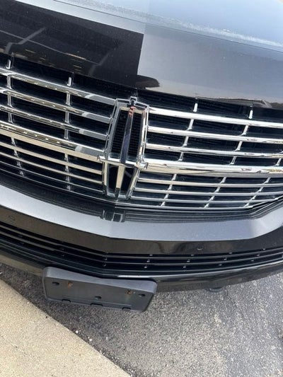 2011 Lincoln Navigator Base