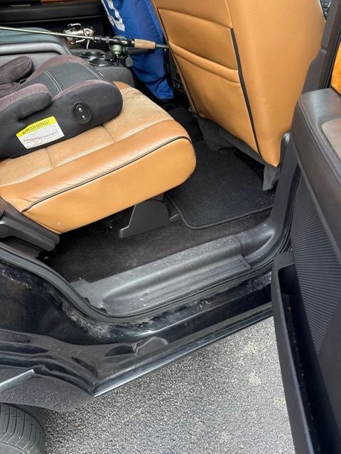 2011 Lincoln Navigator Base