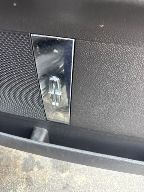 2011 Lincoln Navigator Base