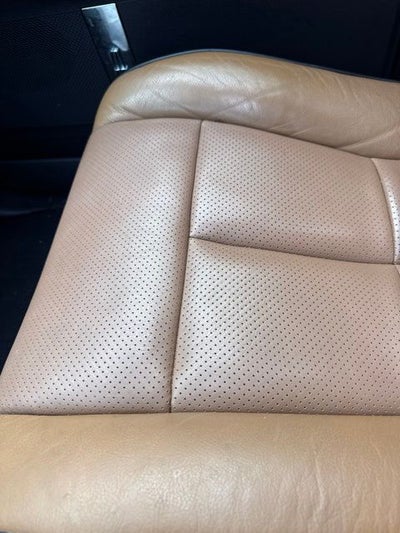 2011 Lincoln Navigator Base