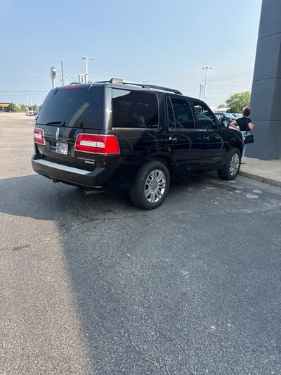 2011 Lincoln Navigator Base