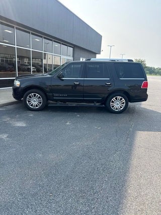 2011 Lincoln Navigator Base