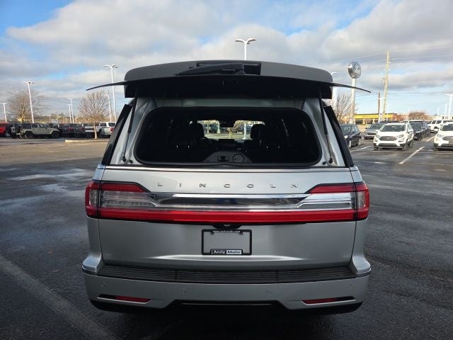2019 Lincoln Navigator L Select