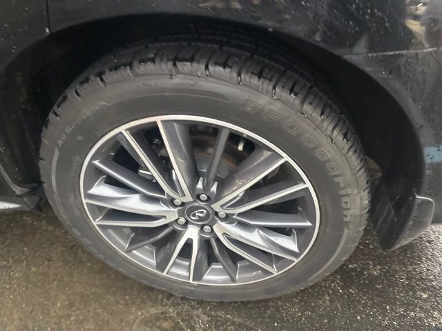 2020 INFINITI QX60 LUXE