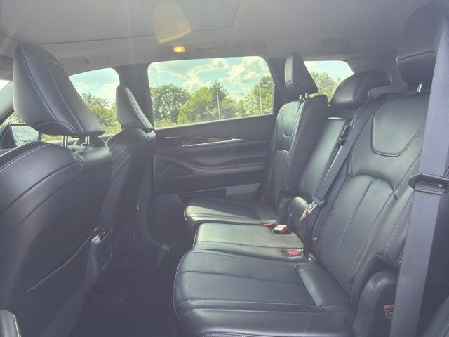 2022 INFINITI QX60 PURE