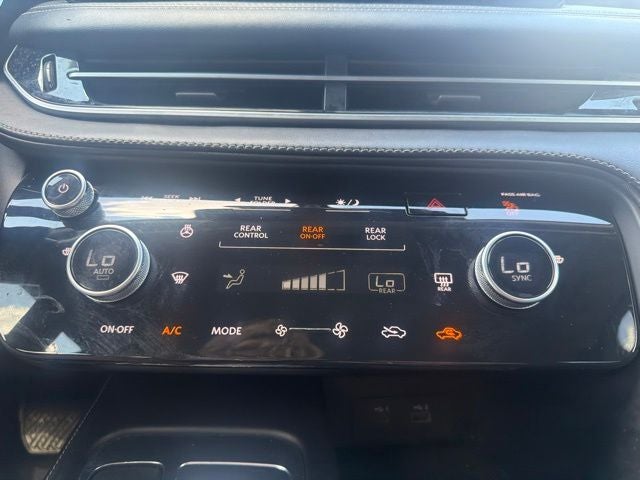 2022 INFINITI QX60 PURE