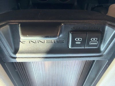 2021 Toyota Sienna XLE 8 Passenger