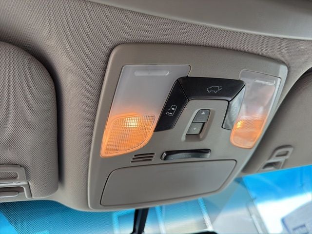 2017 Toyota Sienna XLE 8 Passenger