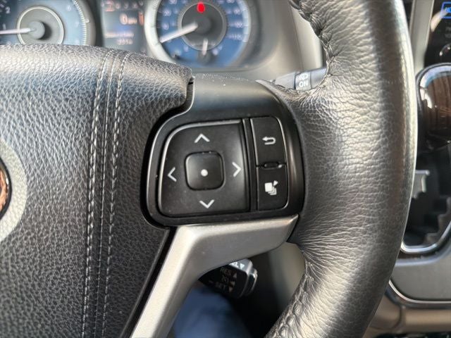 2017 Toyota Sienna XLE 8 Passenger