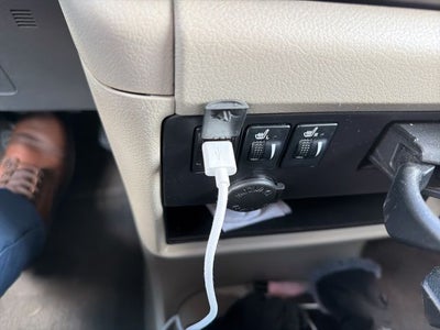 2017 Toyota Sienna XLE 8 Passenger