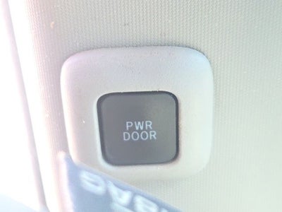 2017 Toyota Sienna XLE 8 Passenger
