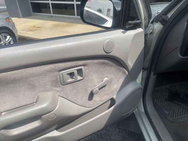 2001 Toyota Tacoma Base