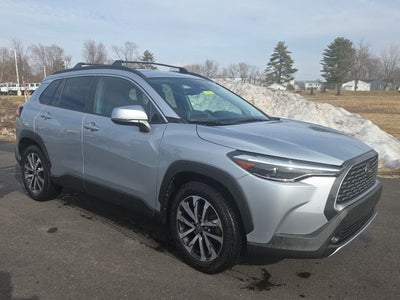 2024 Toyota Corolla Cross XLE