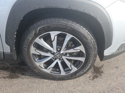 2024 Toyota Corolla Cross XLE