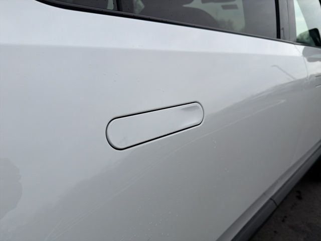 2024 Rivian R1S Adventure