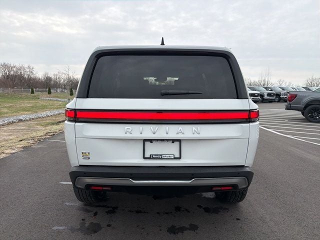 2024 Rivian R1S Adventure