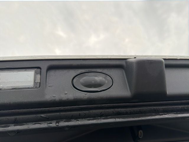 2024 Rivian R1S Adventure