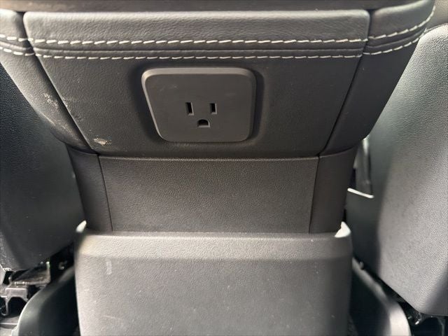 2024 Rivian R1S Adventure