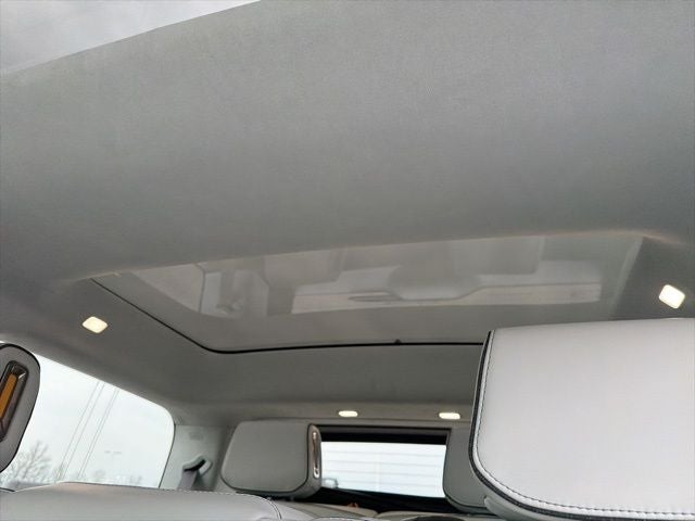 2024 Rivian R1S Adventure