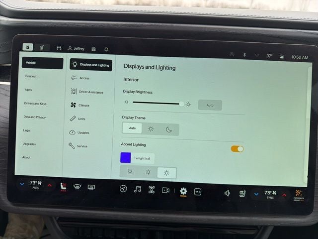 2024 Rivian R1S Adventure